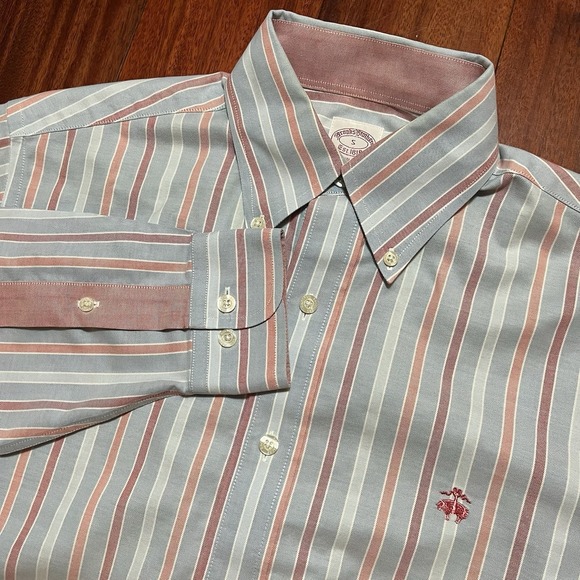 Brooks Brothers Other - Brooks Brothers Shirt Men Small Blue Pink Striped Regent Fit Button Down READ *